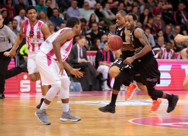 负着不仅是 负着不仅是